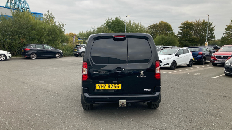 Peugeot Partner Standard Diesel 1000 1.5 BlueHDi 100 Asphalt Van